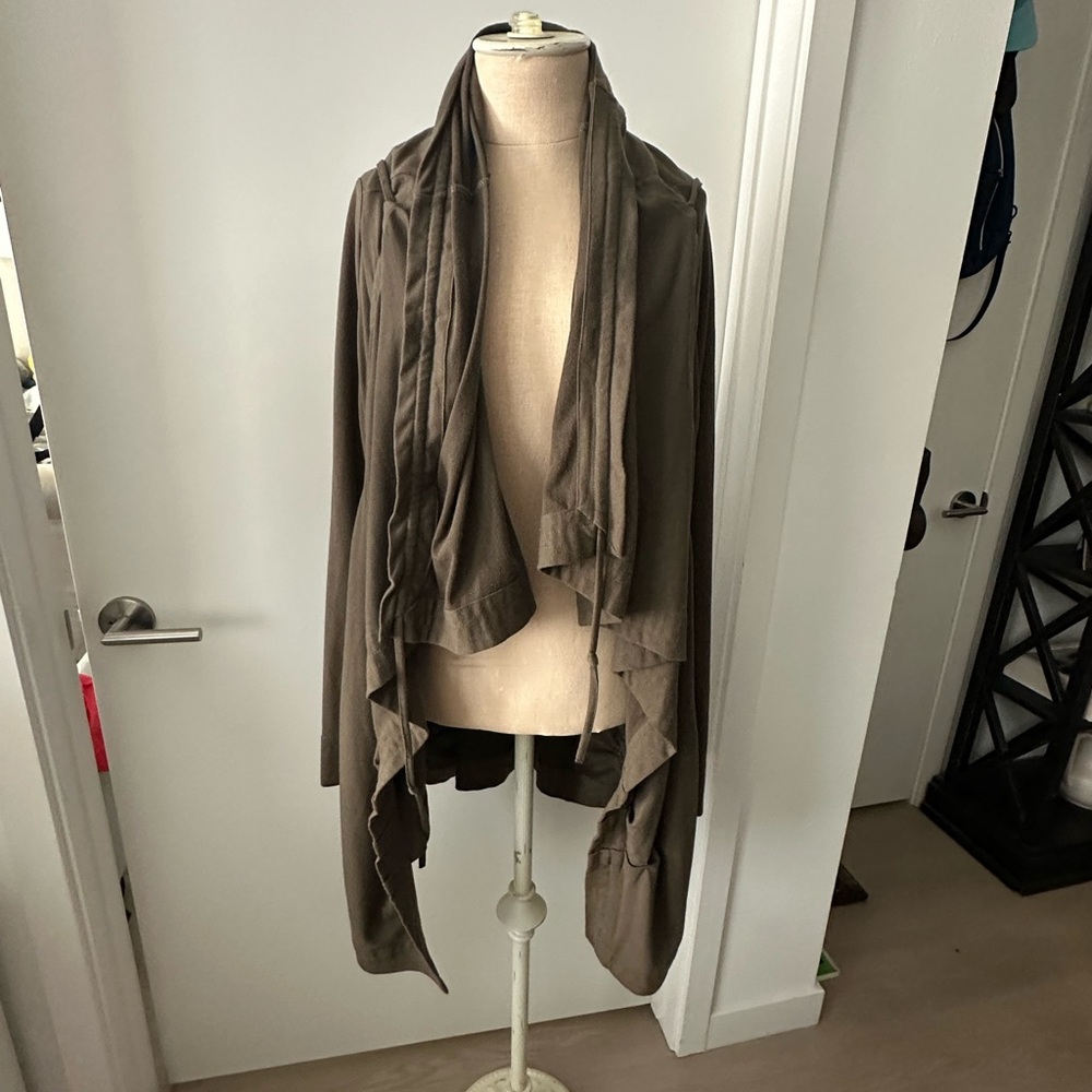 Ryu Green Jacket - image 1